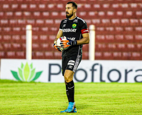 Walter é desfalque no Cuiabá para confronto com o Primavera pelo Mato-grossense
