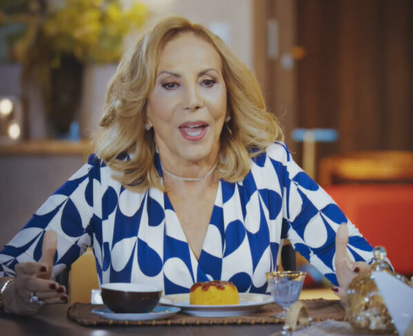 Frida (Arlete Salles) em Família é Tudo